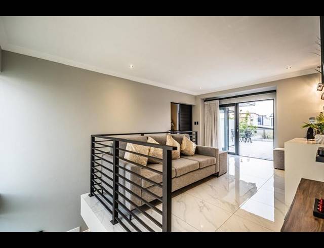 4 BEDROOM HOUSE FOR SALE IN MIDSTREAM RIDGE